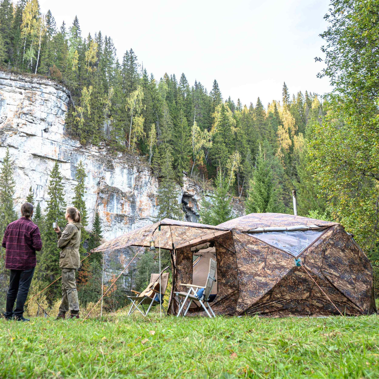 RBM Outdoors Hexagon – Double-Layer Hot Tent for 2–9 People