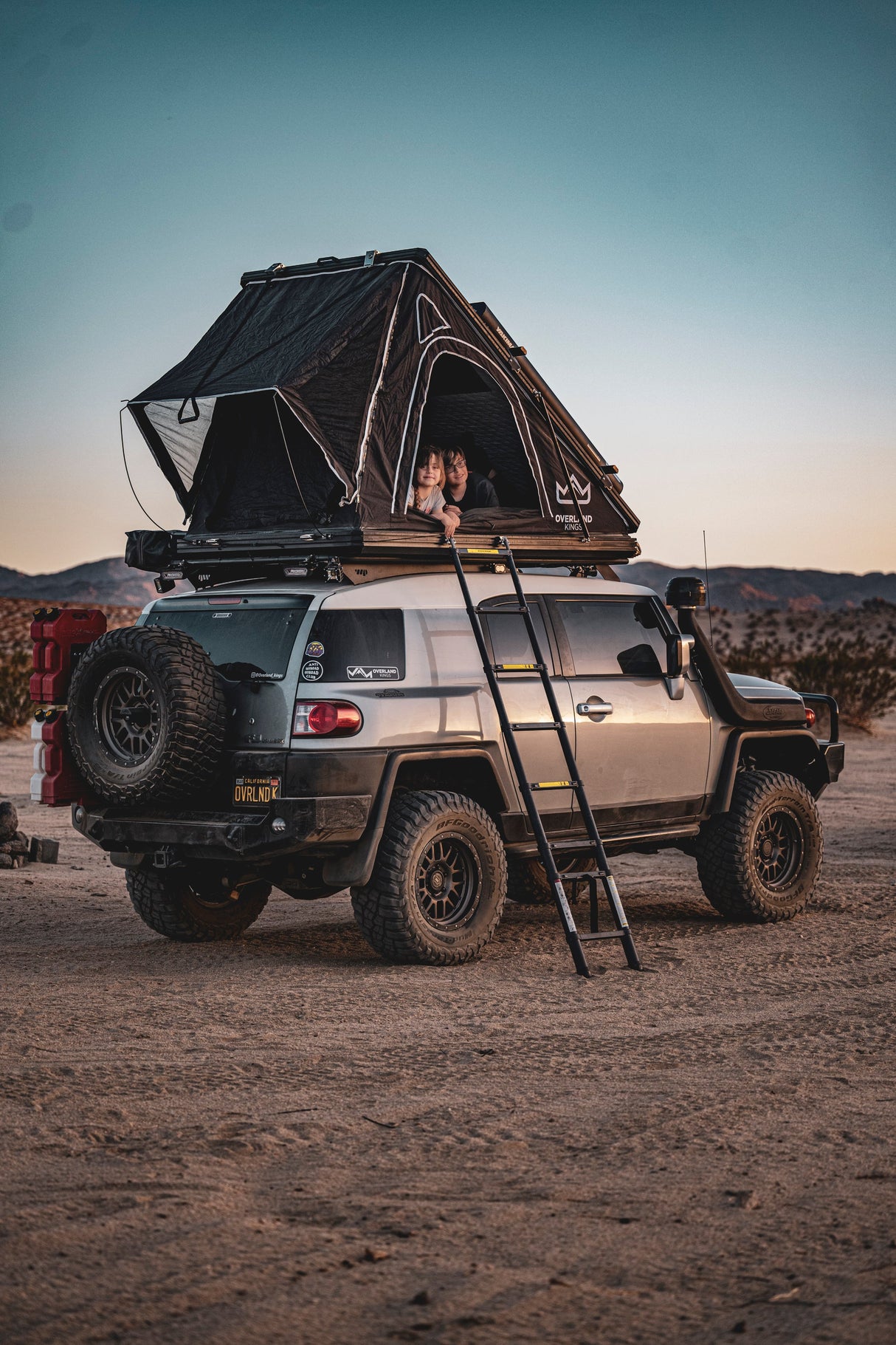 Overland Kings Kawsay Aluminum Clam Shell – Gen 1 RTT